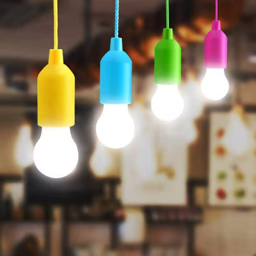 Set 4 becuri cu LED fara fir perfecte pentru foisor, terasa, camera copilului, cort si multe altele