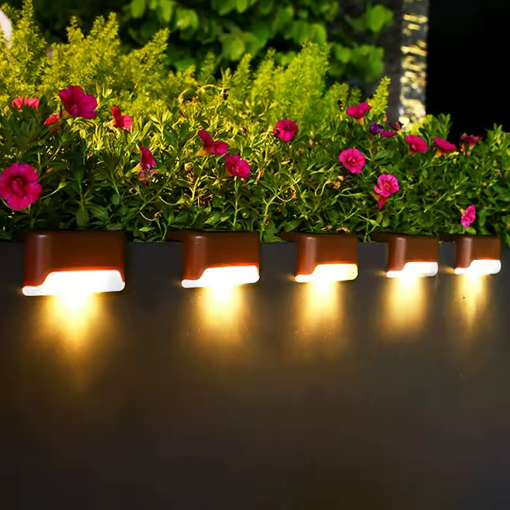Lampa solară cu senzor de lumina pentru gard, scari, trepte sau balustrada