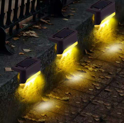 Lampa solară cu senzor de lumina pentru gard, scari, trepte sau balustrada