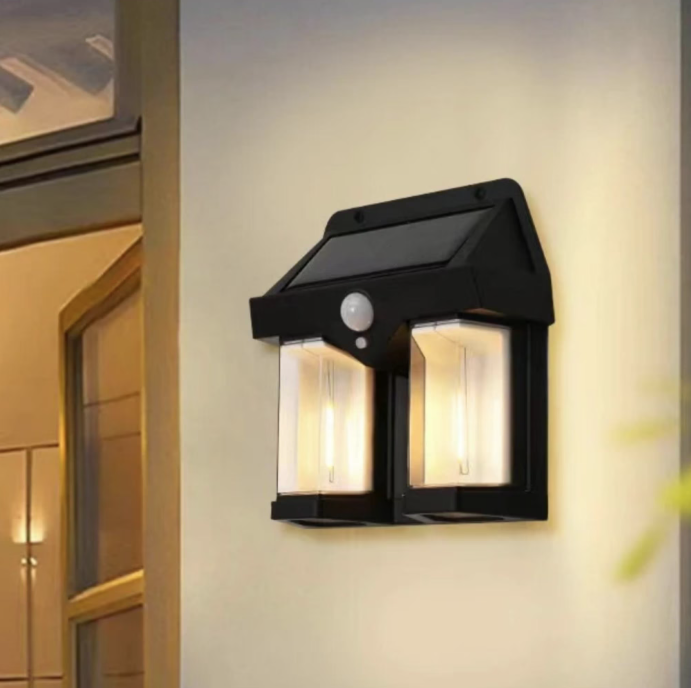 Lampa solara de exterior, Cu Senzor de miscare si lumina, 3 moduri functionare, rezistente la apa, alimentat cu energie solara pentru curte sau gradina, Lumina calda